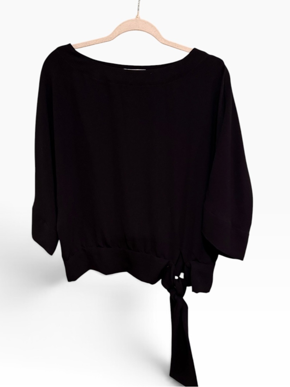 NWOT Trina Turk Black Boatneck Tie-Hem Blouse - Size Medium